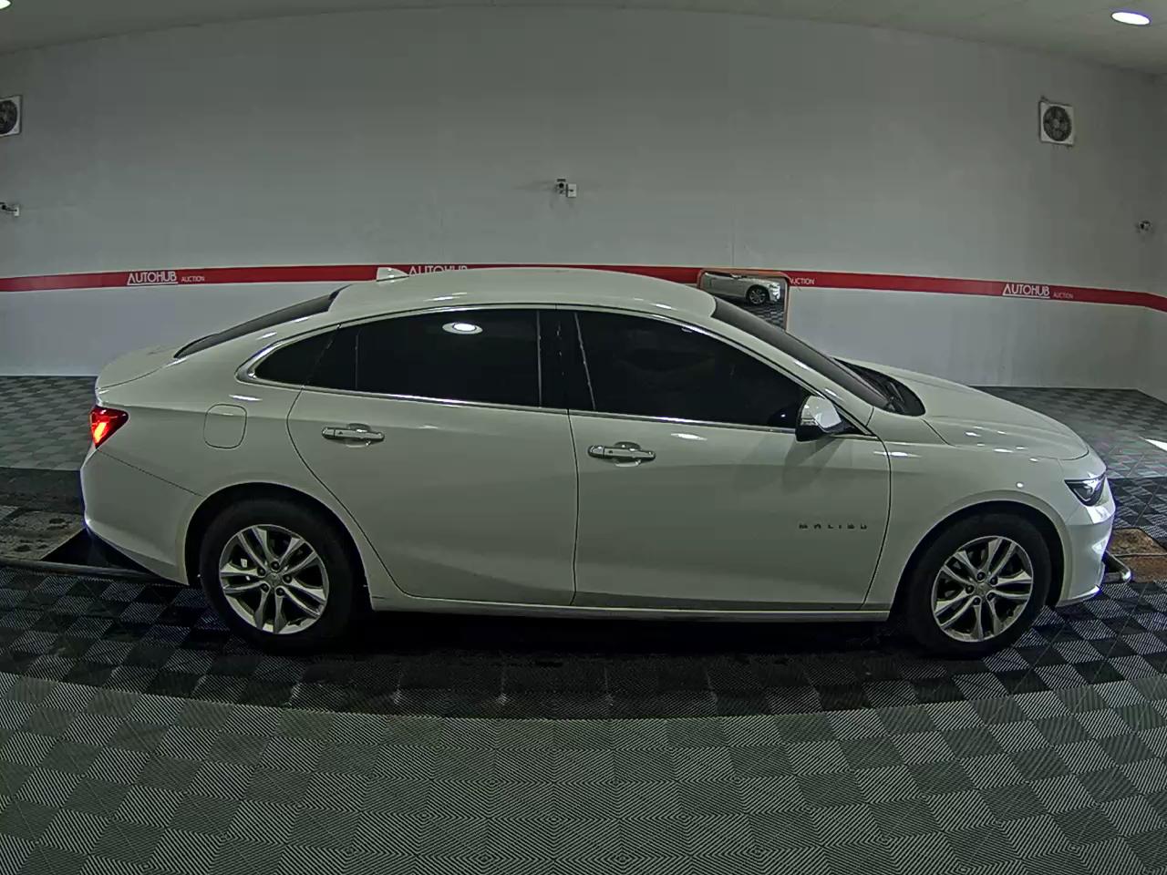 Chevrolet Malibu 2018 - Image 3