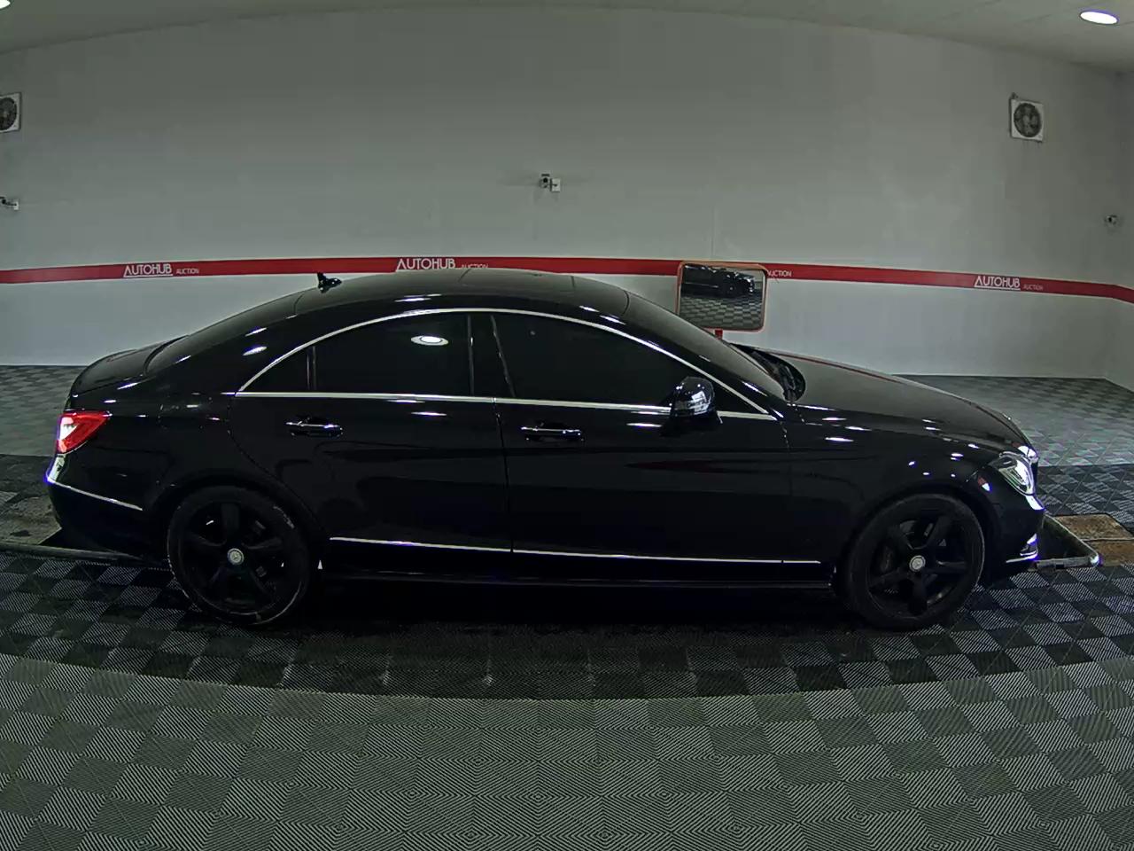 메르세데스-벤츠 CLS - 3