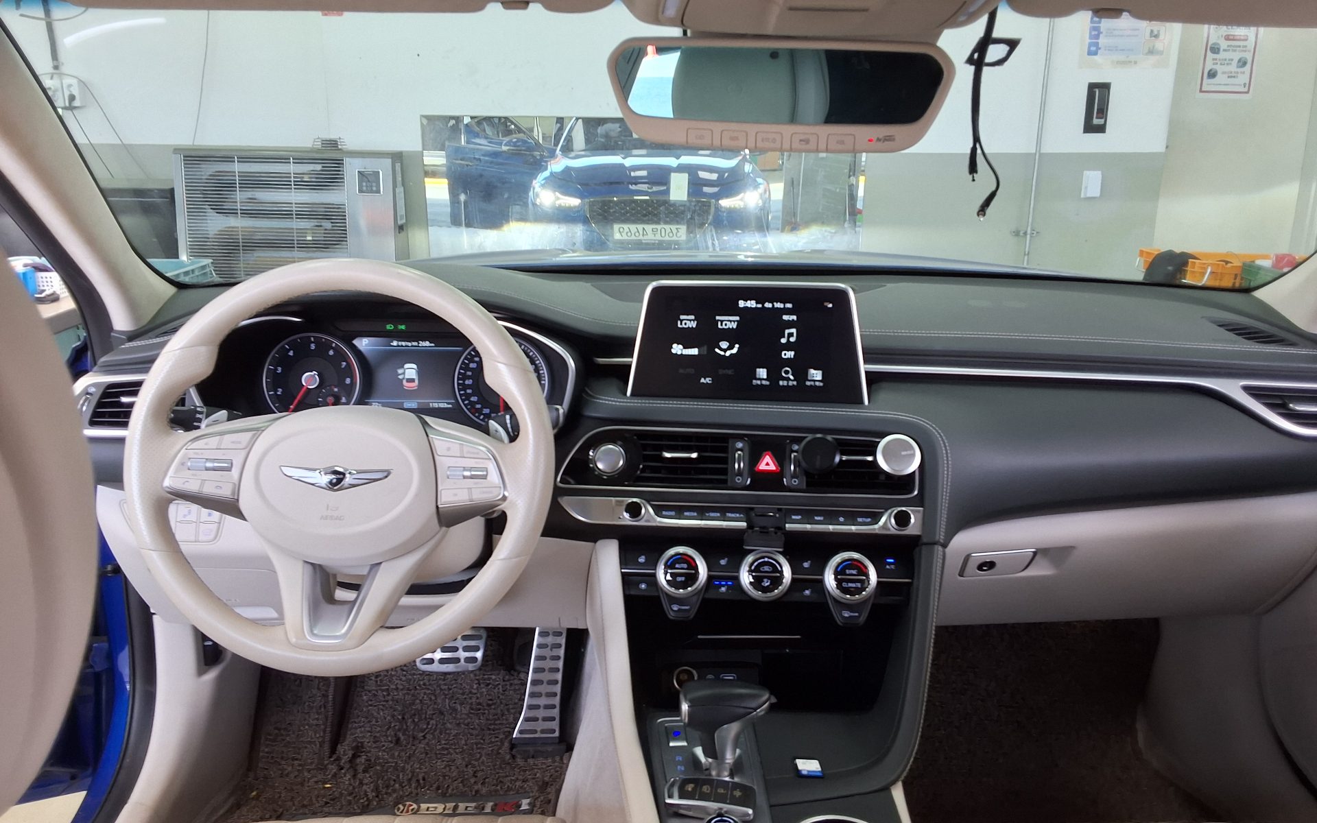 제네시스 G70 - 10
