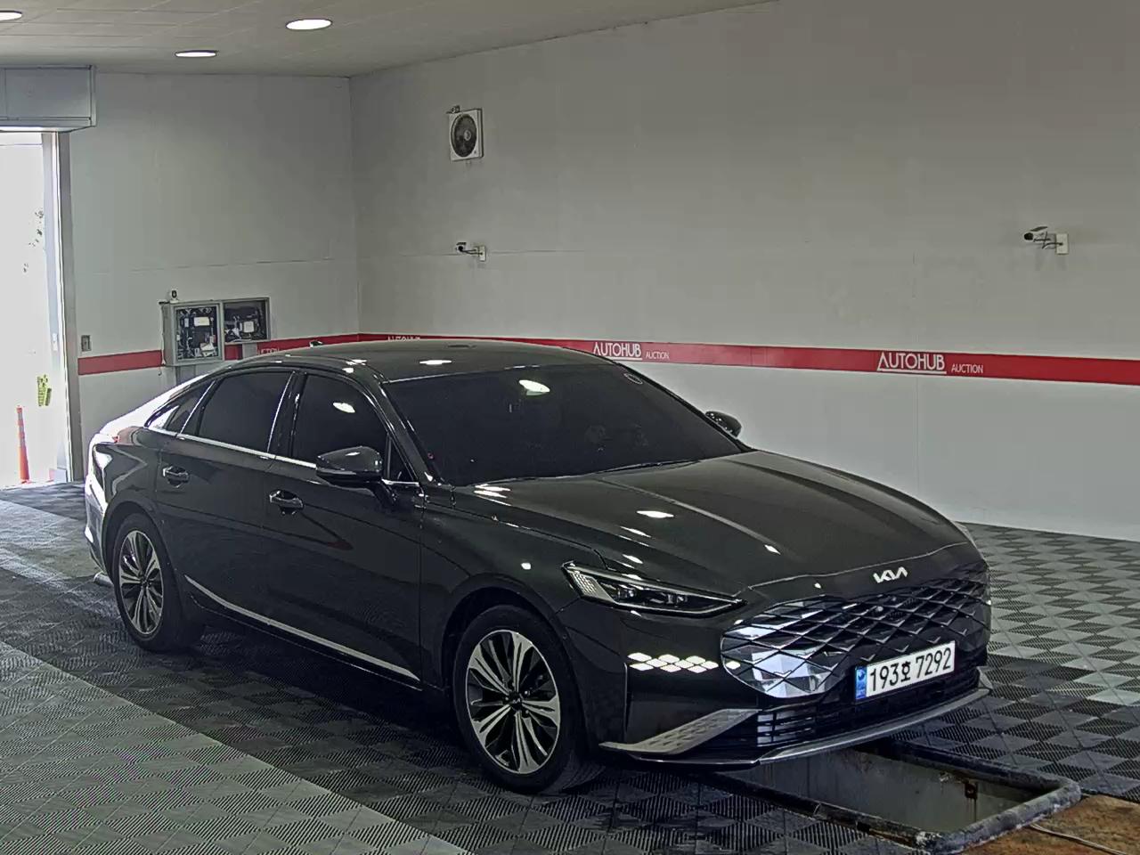 Kia K8 2023 - Image 2