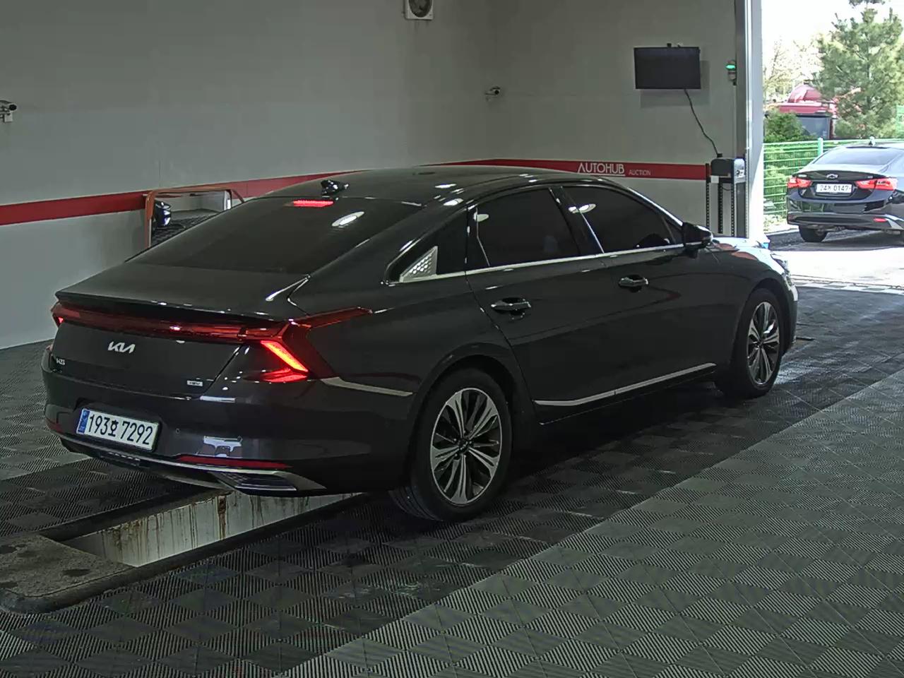 Kia K8 2023 - Image 4