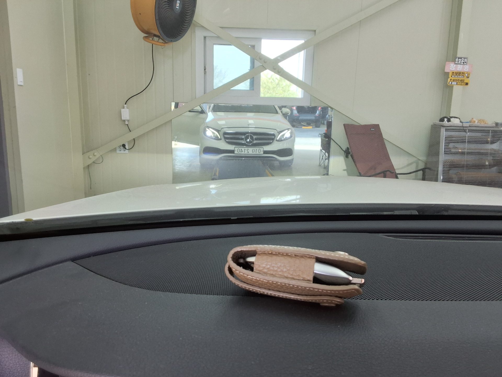 Mercedes-Benz E-Class 2018 - Image 17