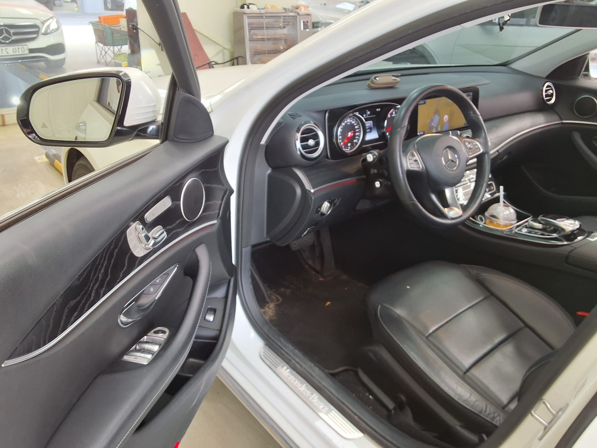 Mercedes-Benz E-Class 2018 - Image 9