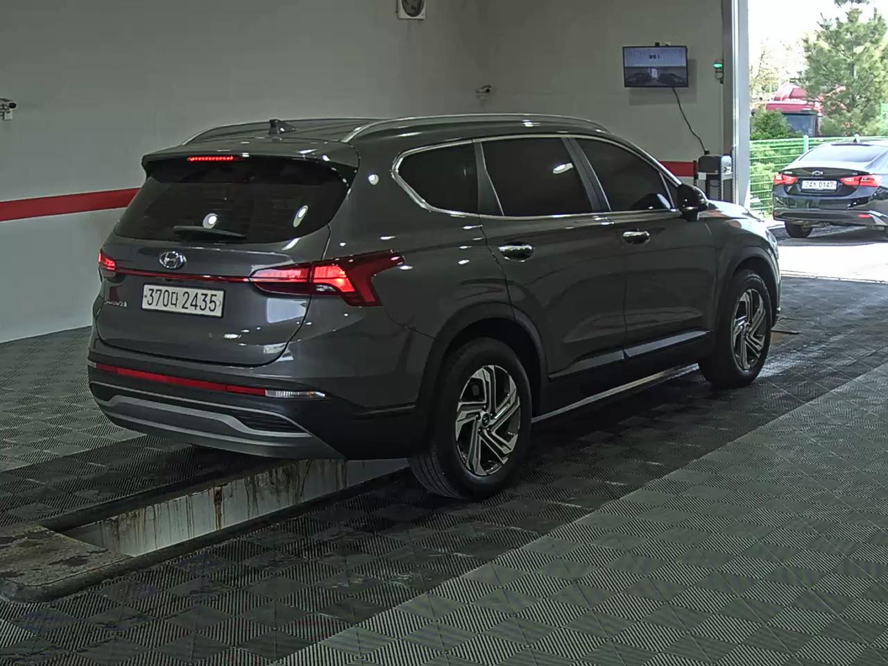 Hyundai Santa Fe 2021 - Image 4