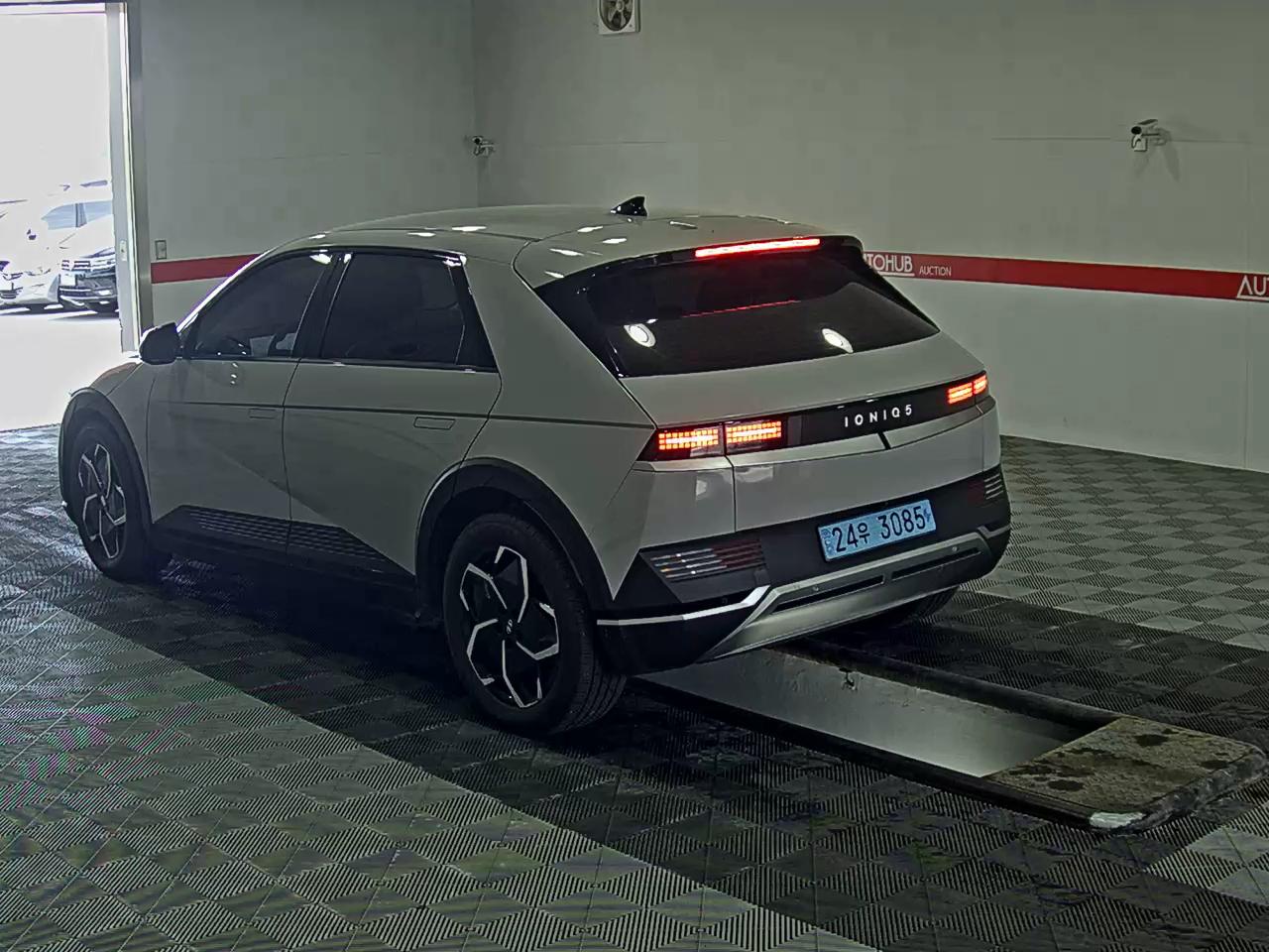 هيونداي أيونيك 5 2023 - صورة 5