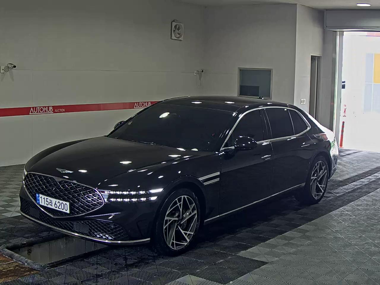 جينيسيس G90