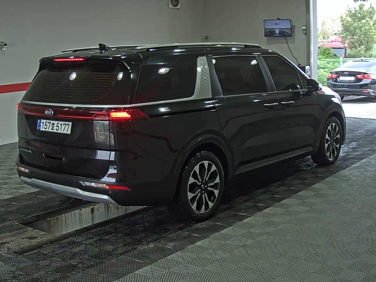 Kia SEDONA 2021 - Image 4