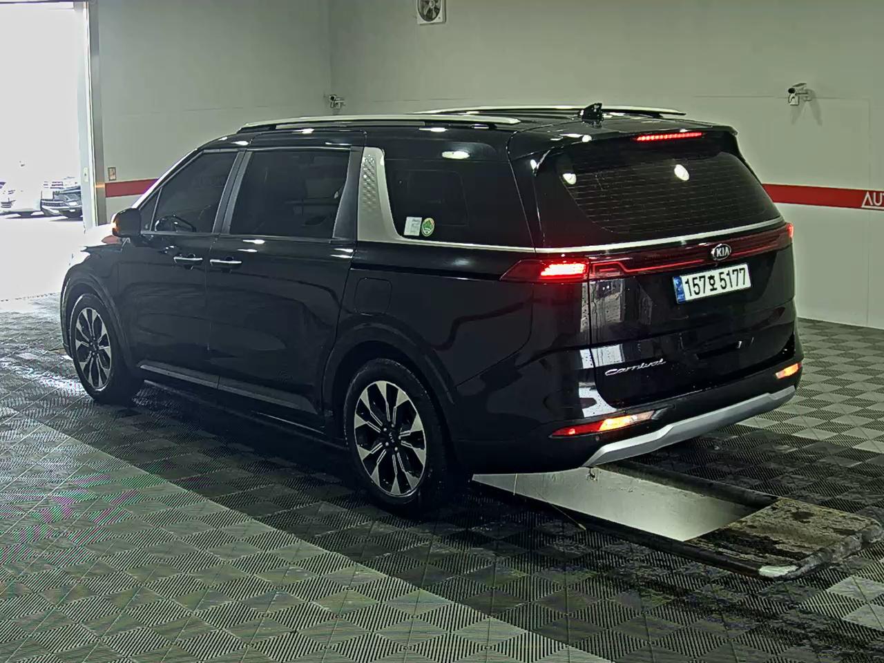 Kia SEDONA 2021 - Image 5
