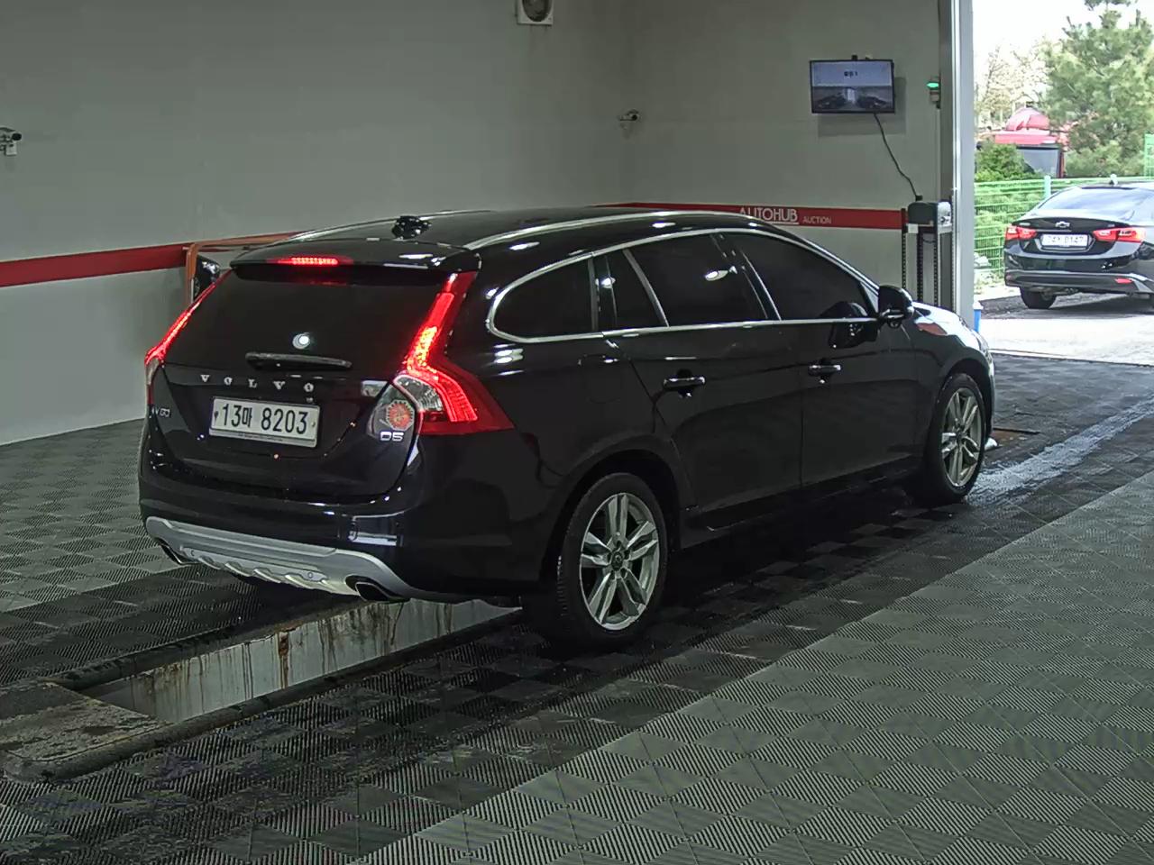 VOLVO 볼보 - 4