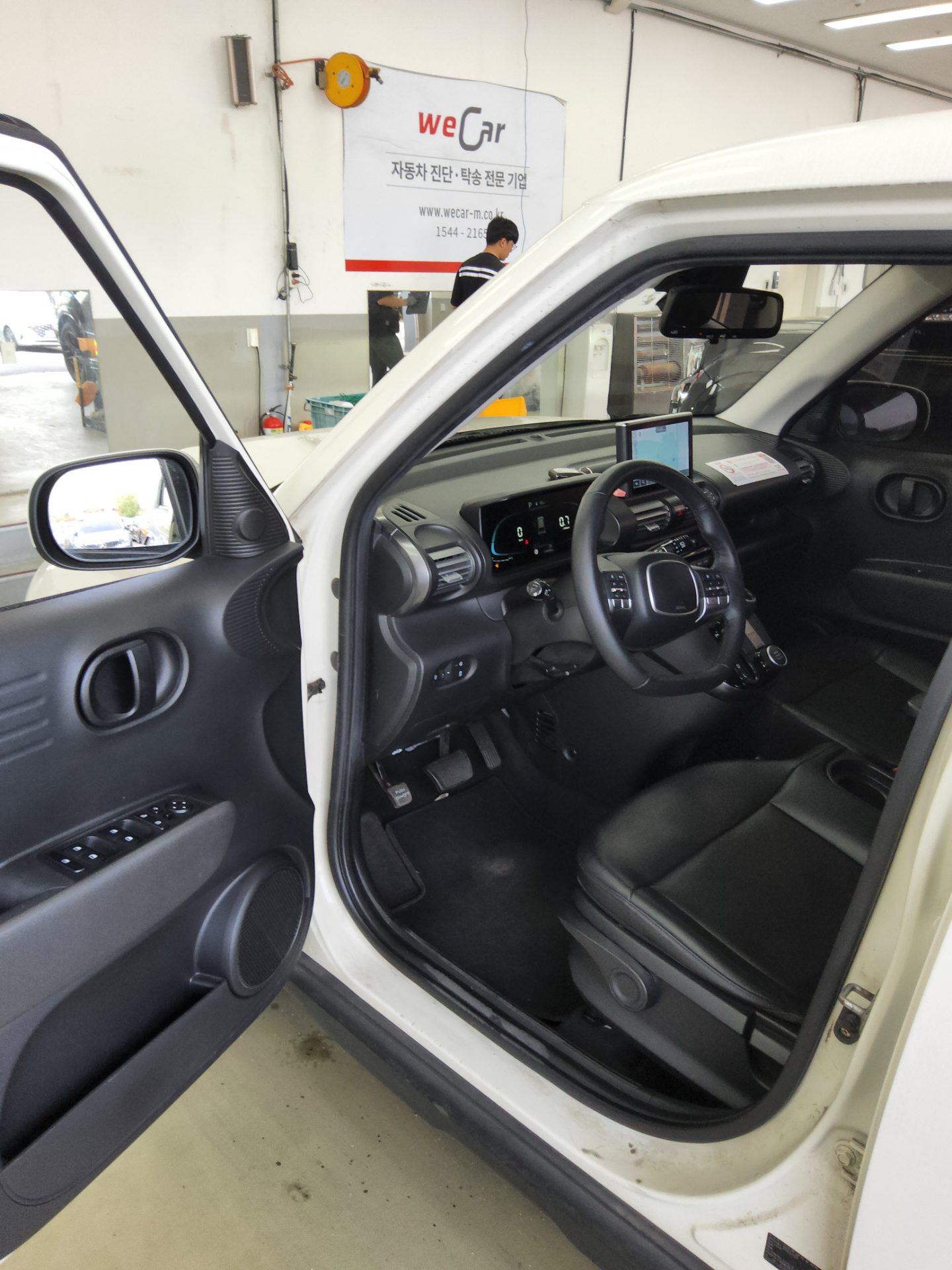 Hyundai Casper 2023 - Image 9