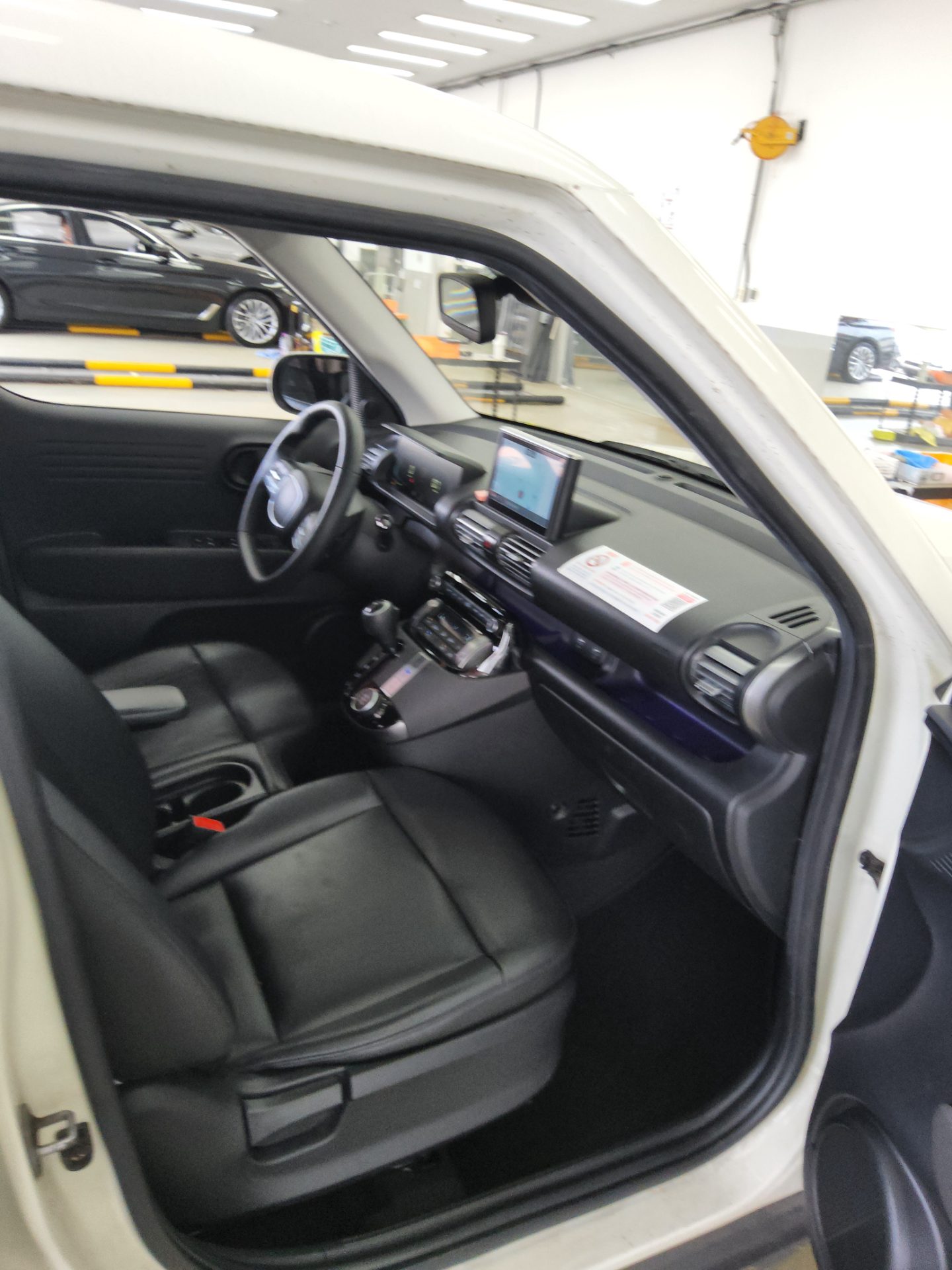 Hyundai Casper 2023 - Image 13
