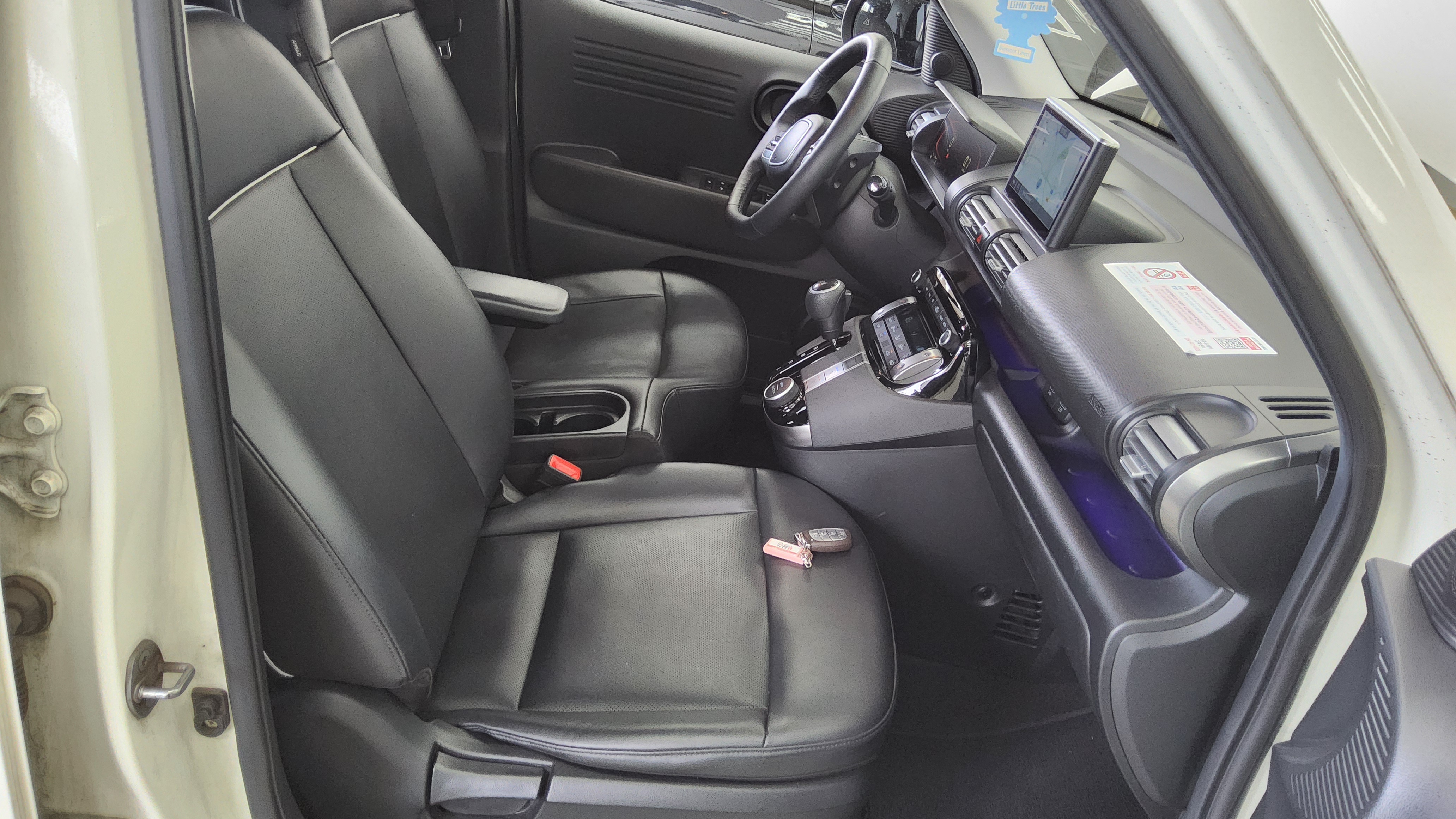 Hyundai Casper 2023 - Image 13
