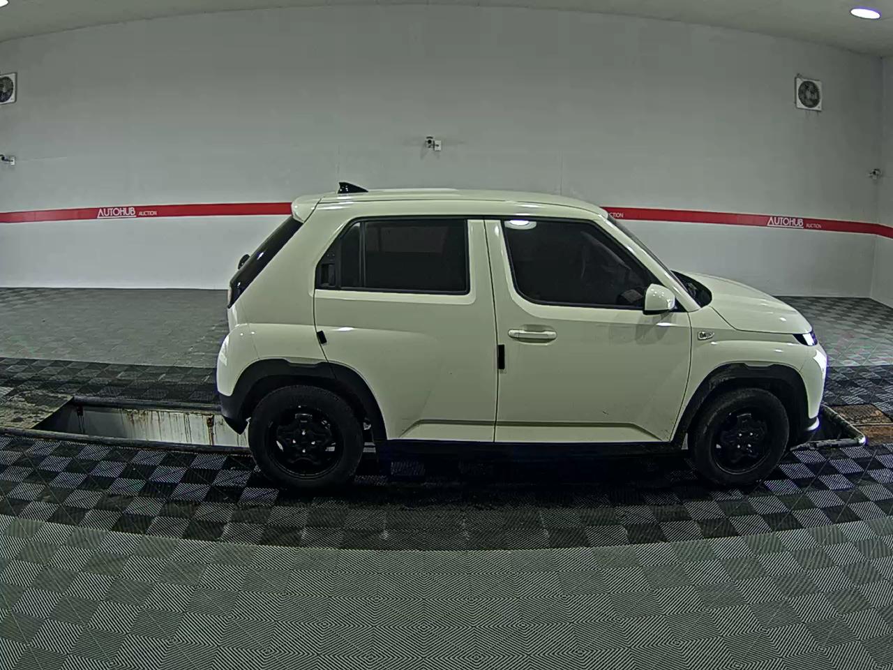 Hyundai Casper 2023 - Image 3