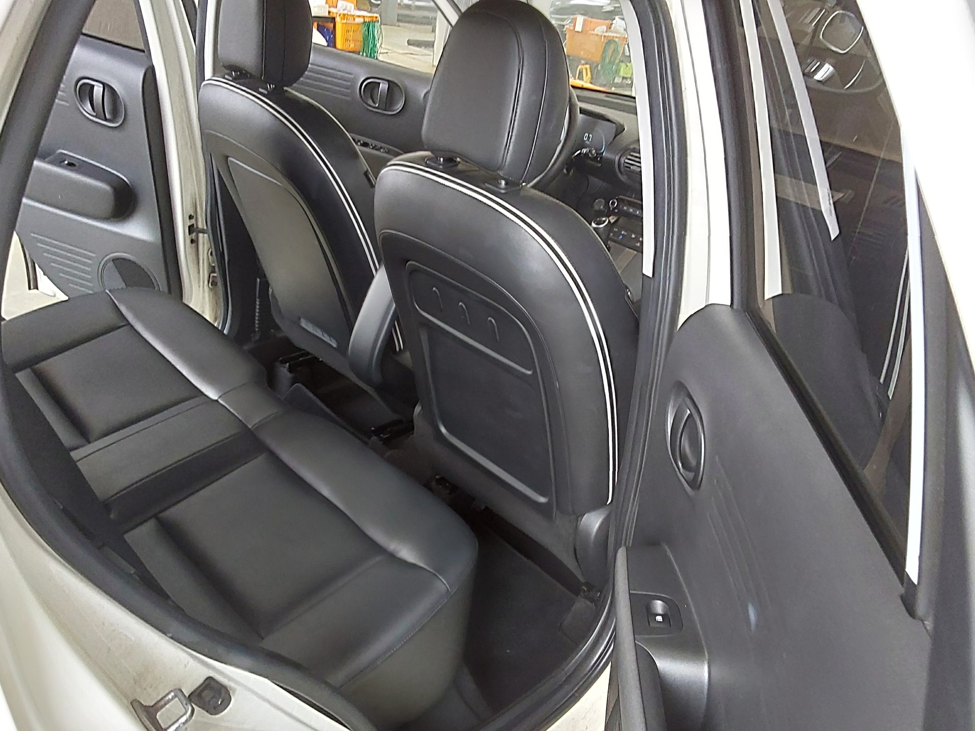 Hyundai Casper 2023 - Image 12