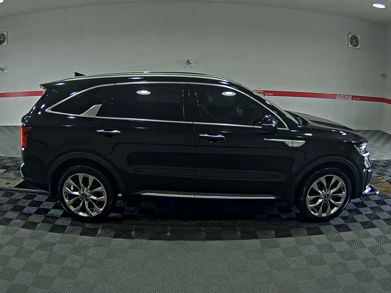 كيا أخرى 2021 - صورة 3