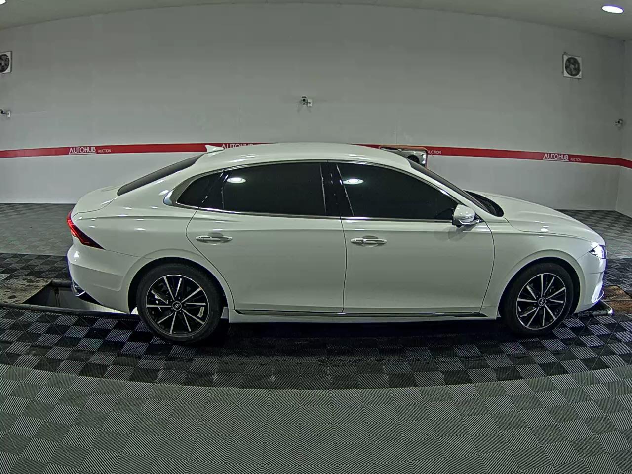 Hyundai Grandeur 2021 - Image 3