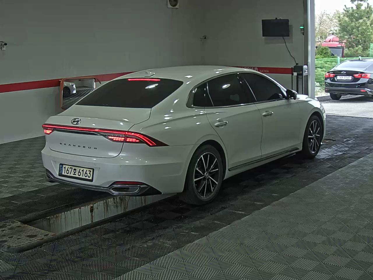 Hyundai Grandeur 2021 - Image 4