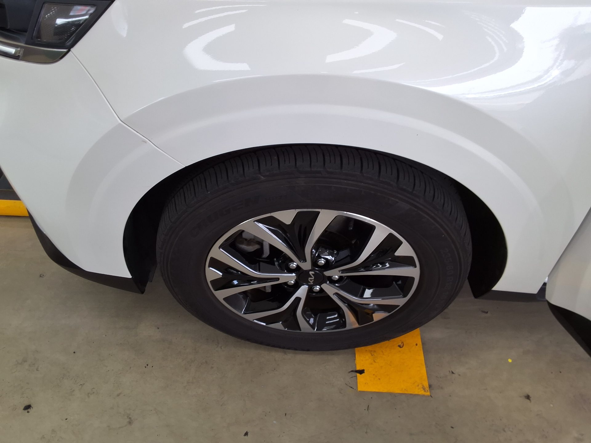 كيا كارنيفال 2023 - صورة 19