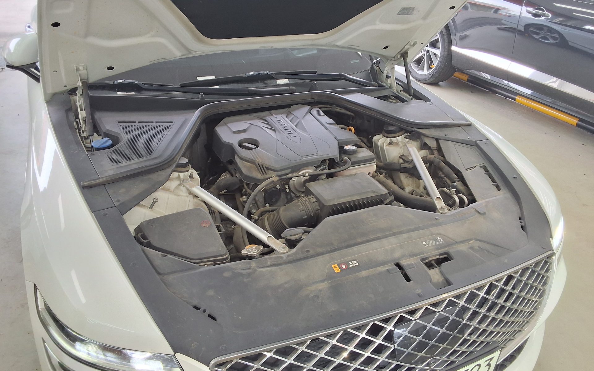 هيونداي جينيسيس 2021 - صورة 21