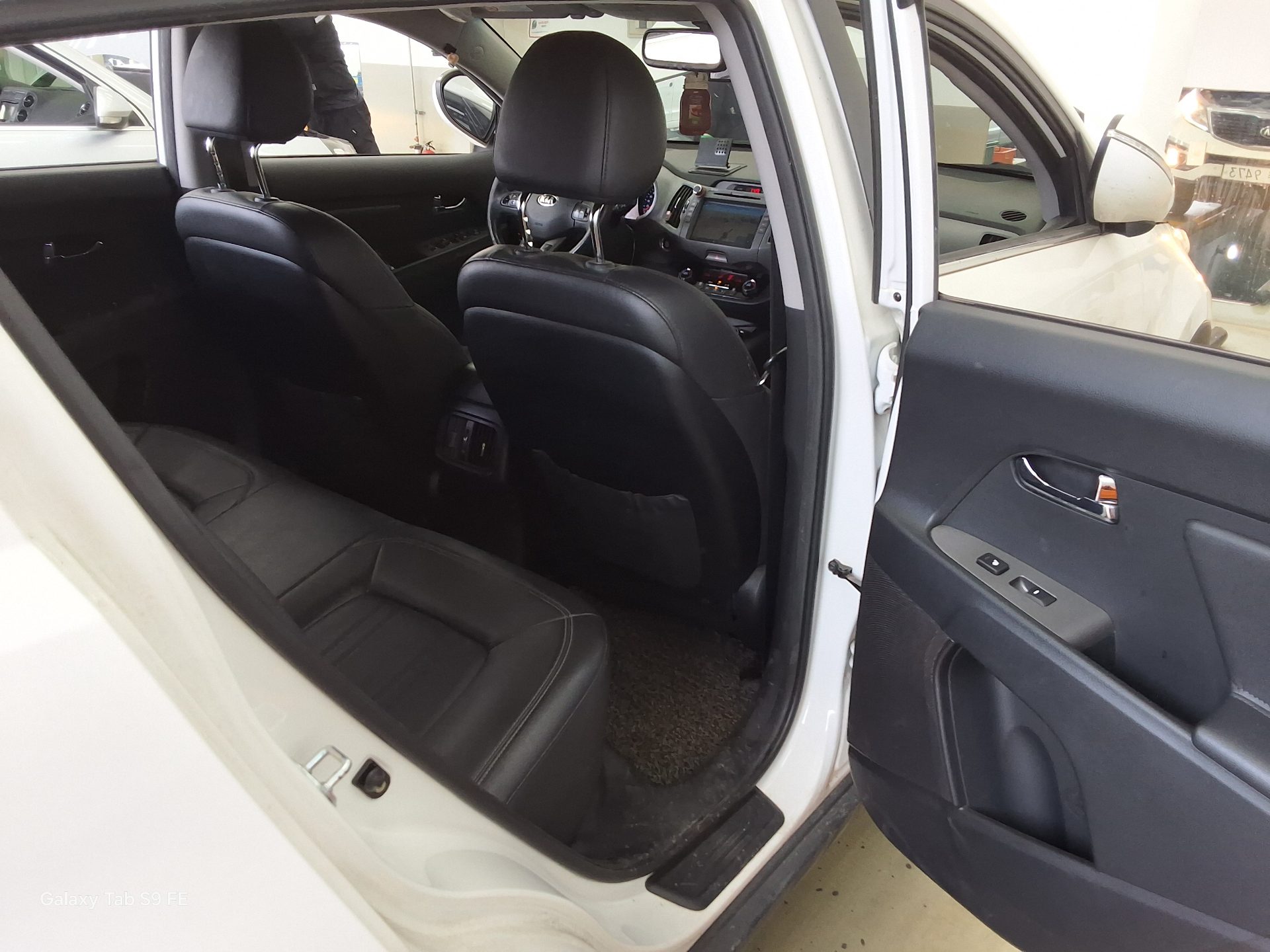 كيا أخرى 2015 - صورة 12