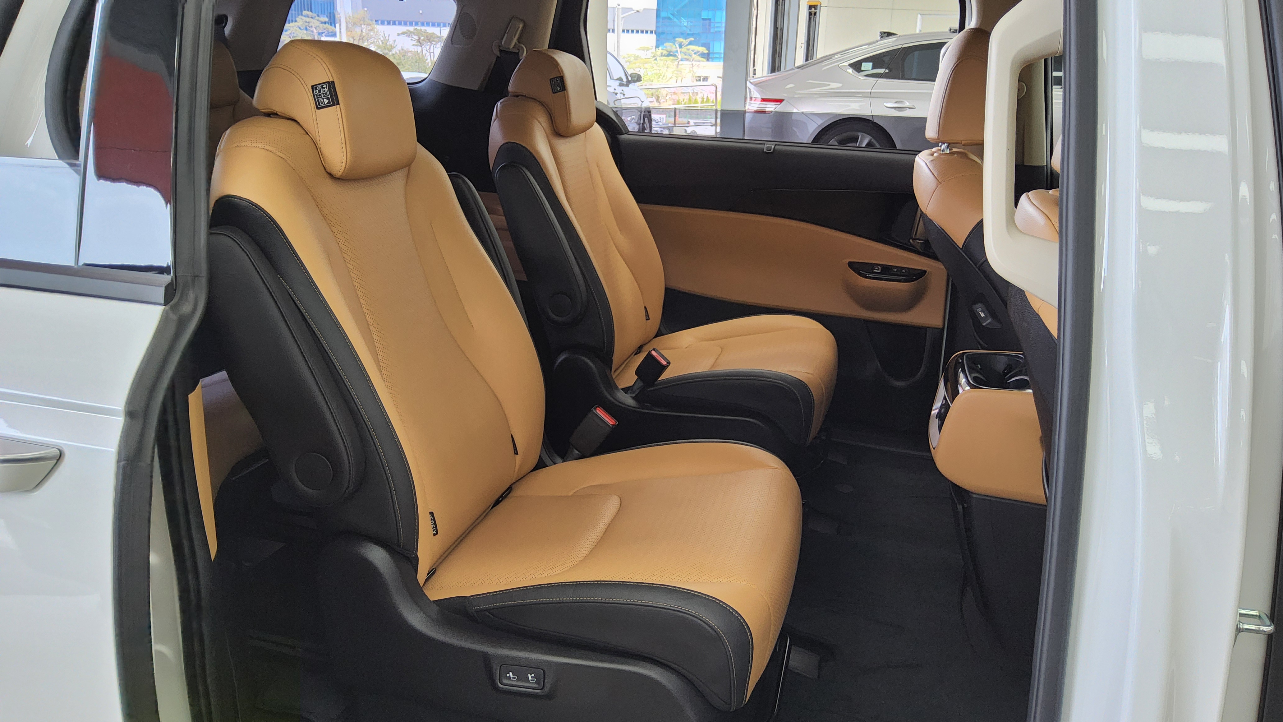 كيا كارنيفال 2023 - صورة 12