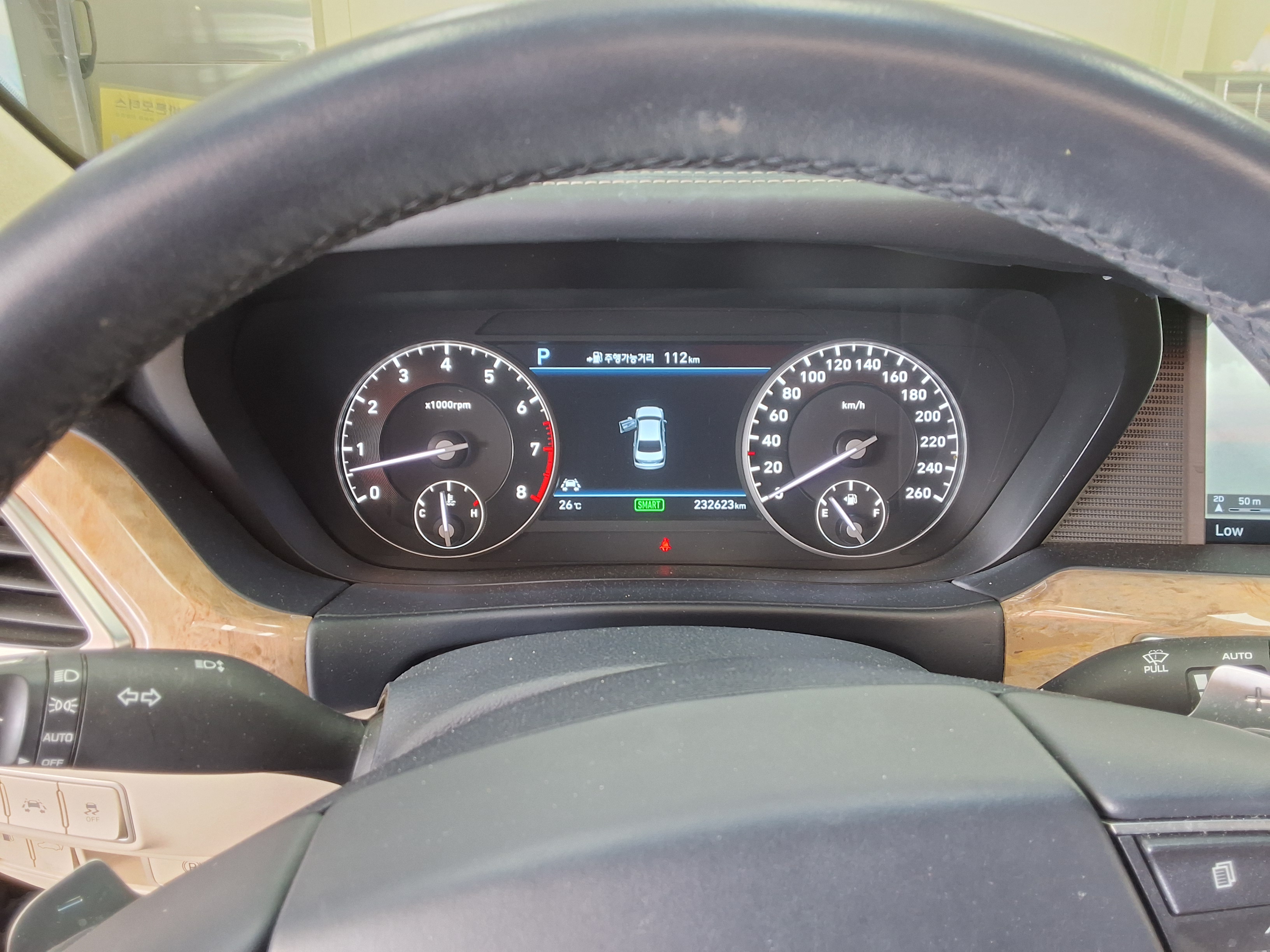 هيونداي جينيسيس EQ900 2016 - صورة 8