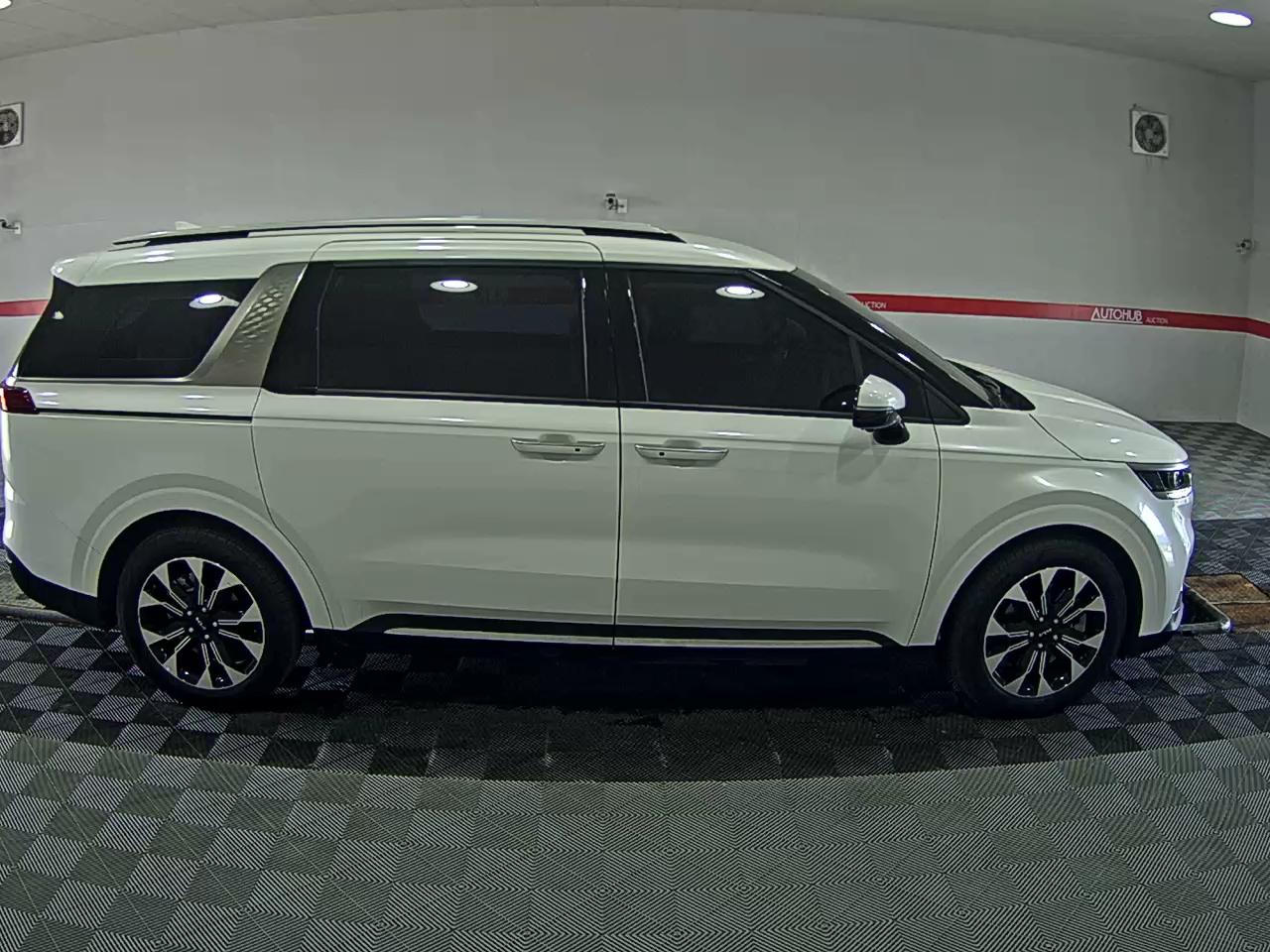 كيا كارنيفال 2023 - صورة 3