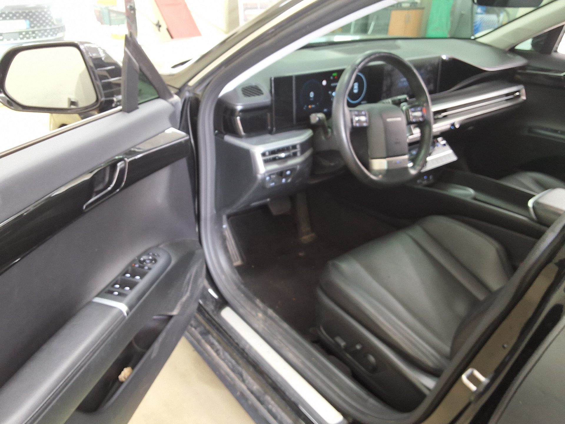 Hyundai Grandeur 2023 - Image 9