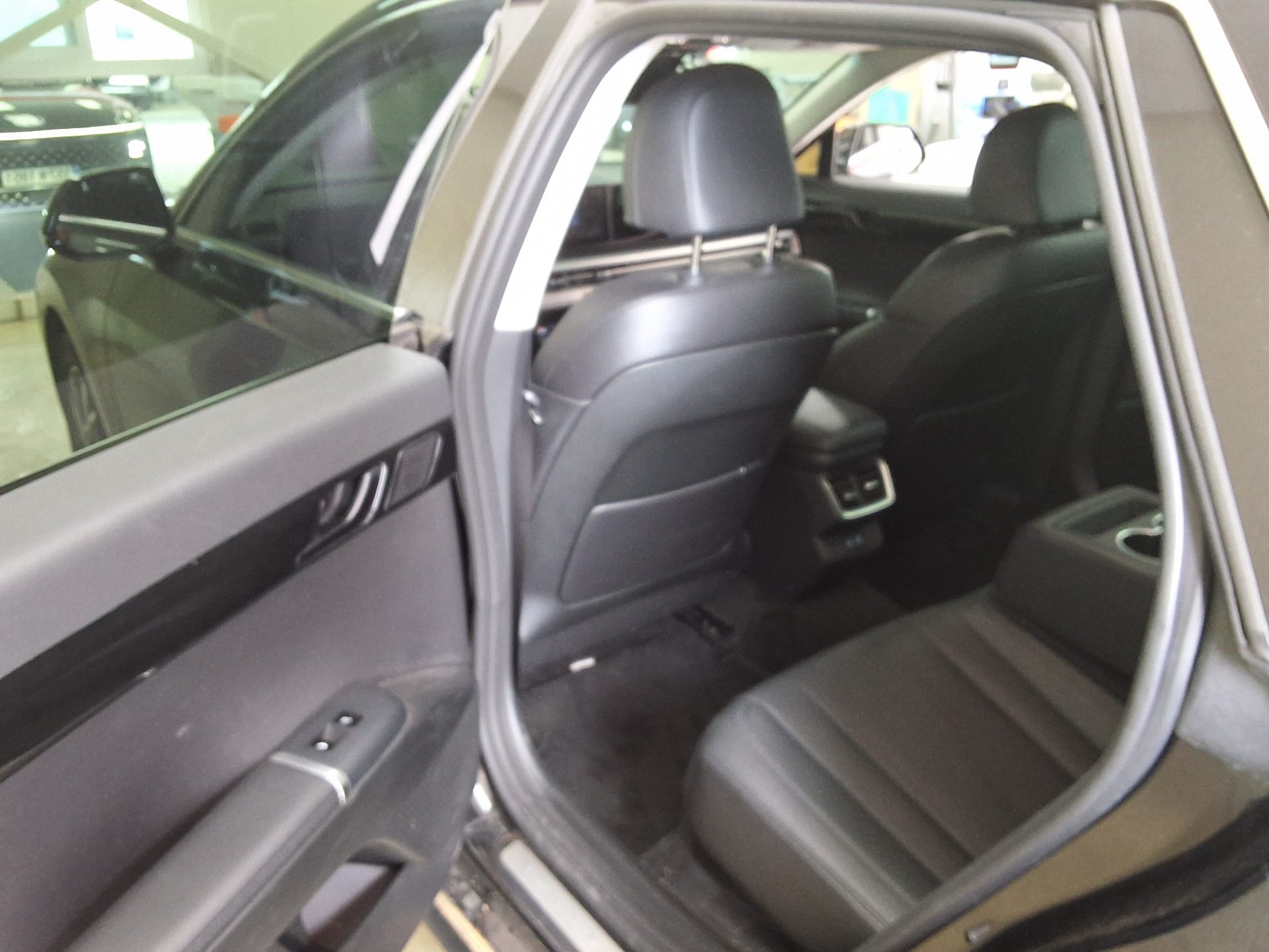 Hyundai Grandeur 2023 - Image 11