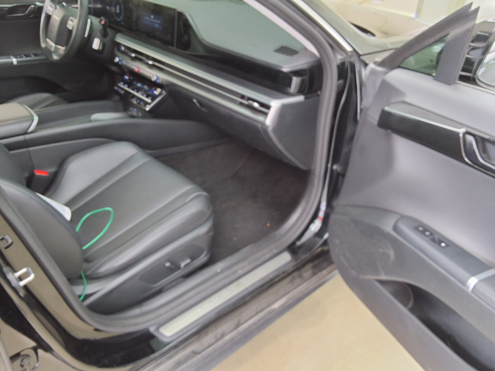 Hyundai Grandeur 2023 - Image 13