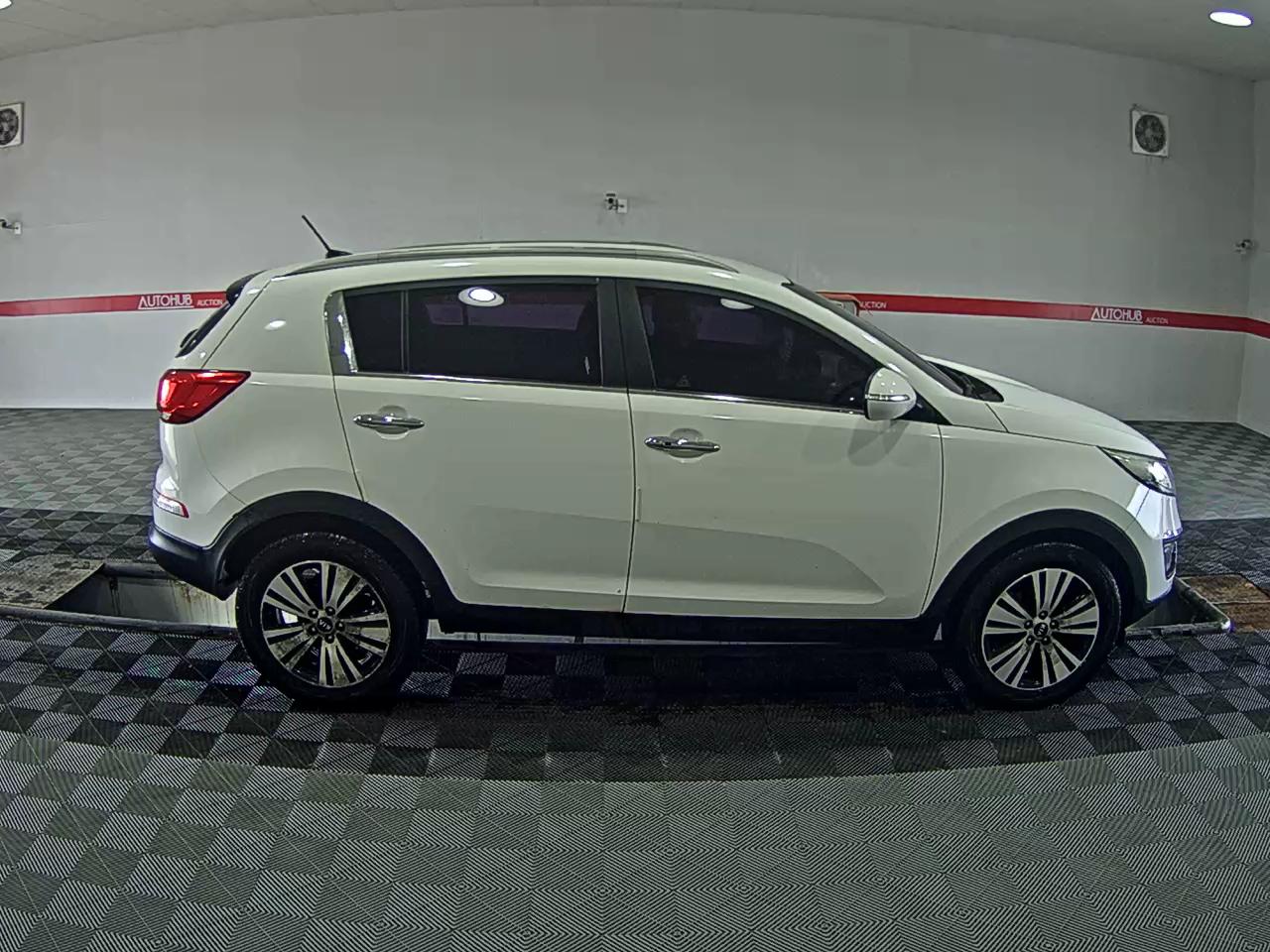 كيا أخرى 2015 - صورة 3