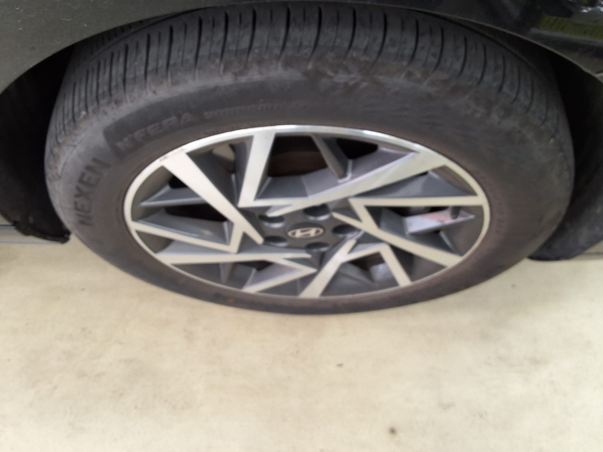 Hyundai Grandeur 2023 - Image 21