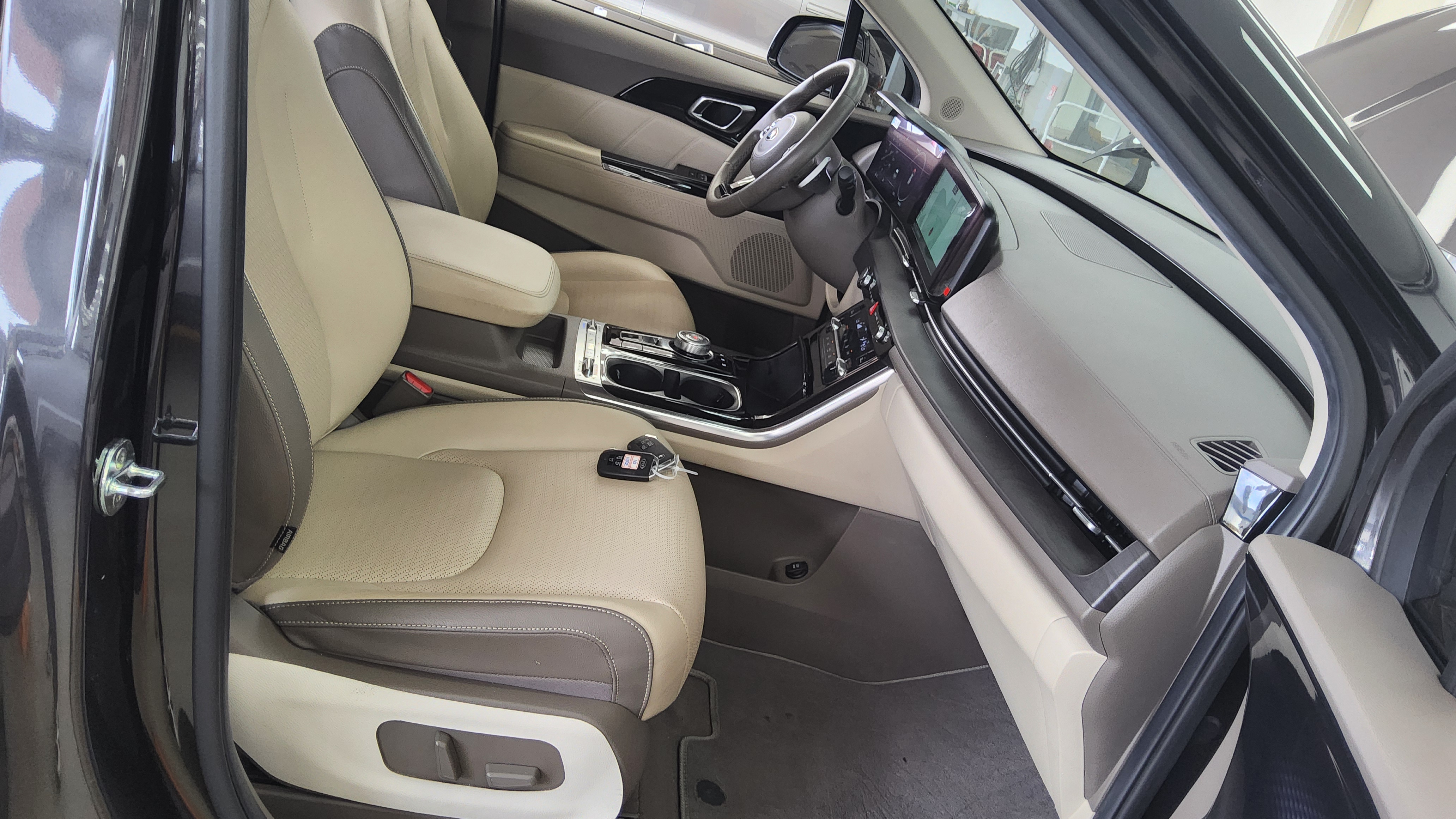 كيا كارنيفال 2021 - صورة 13