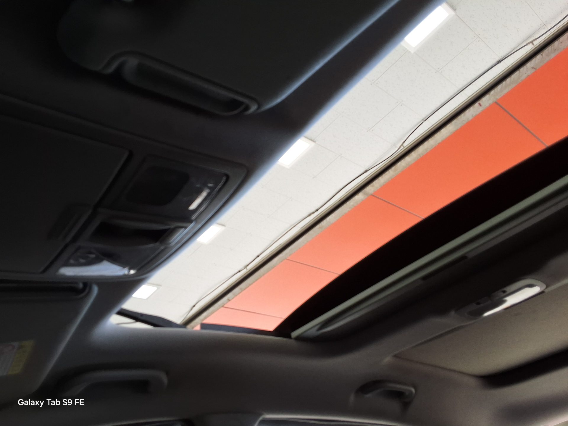 كيا سبورتاج 2011 - صورة 18