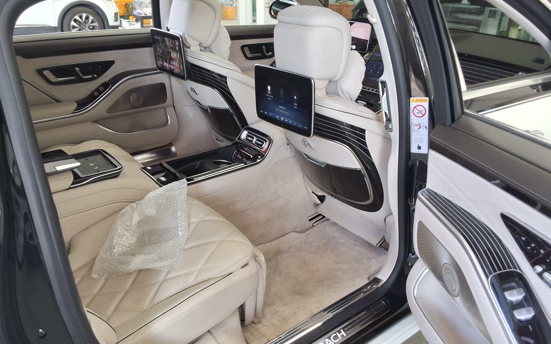 2023 - mercedes-benz s580