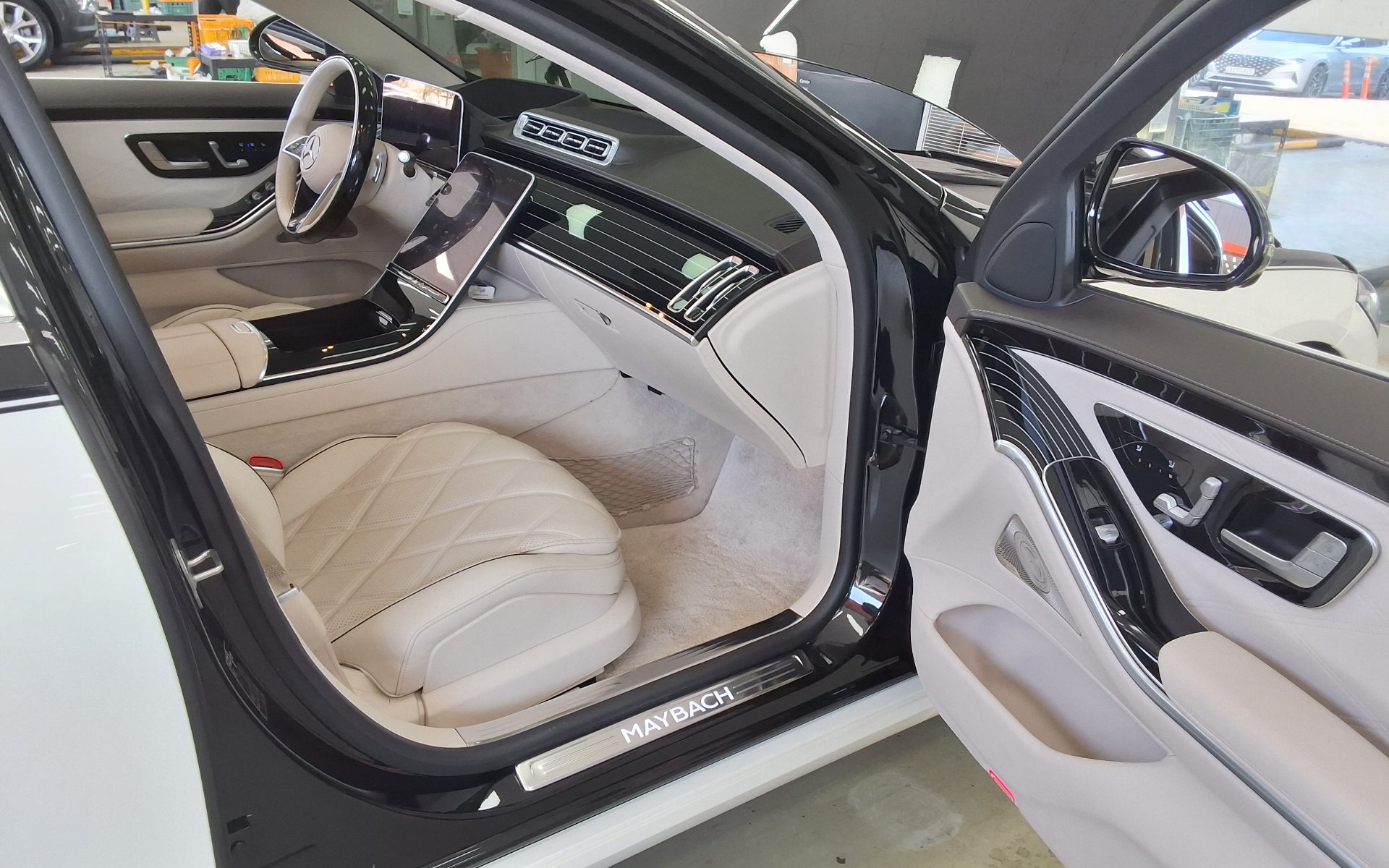 2023 - mercedes-benz s580