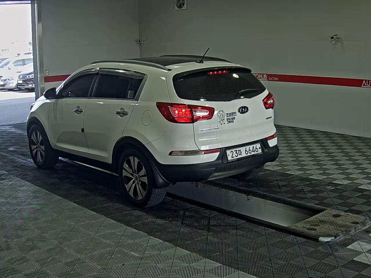 كيا سبورتاج 2011 - صورة 5