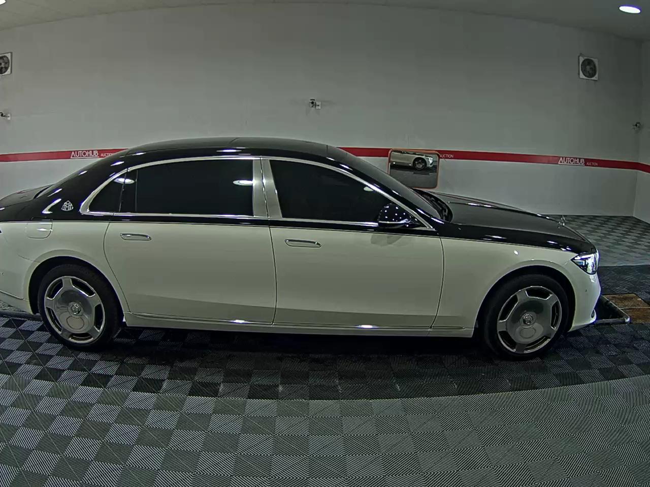2023 - mercedes-benz s580