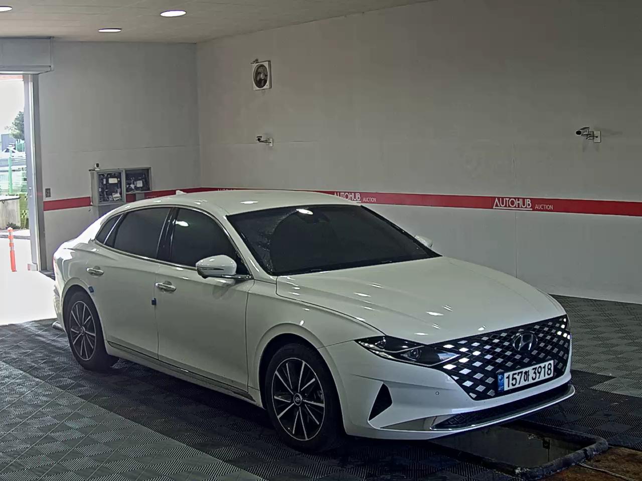 Hyundai Grandeur 2021 - Image 2