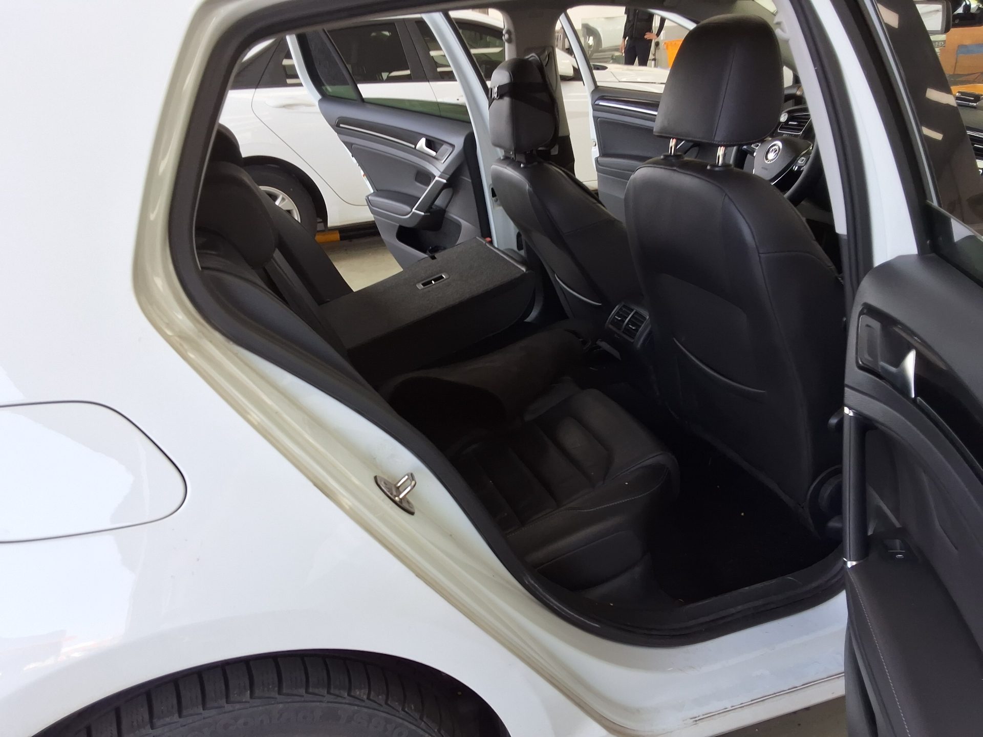 فولكس فاجن جولف 2015 - صورة 12