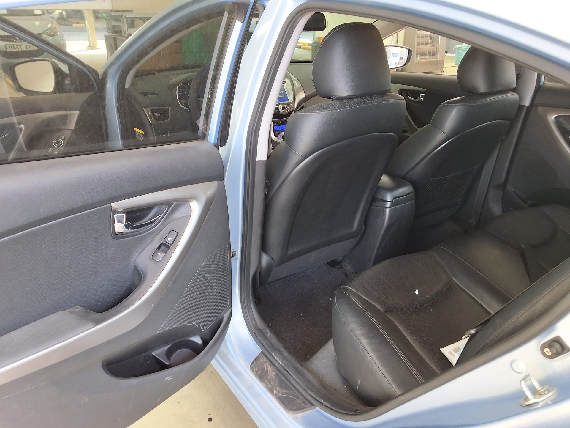 Hyundai Elantra 2012 - Image 11