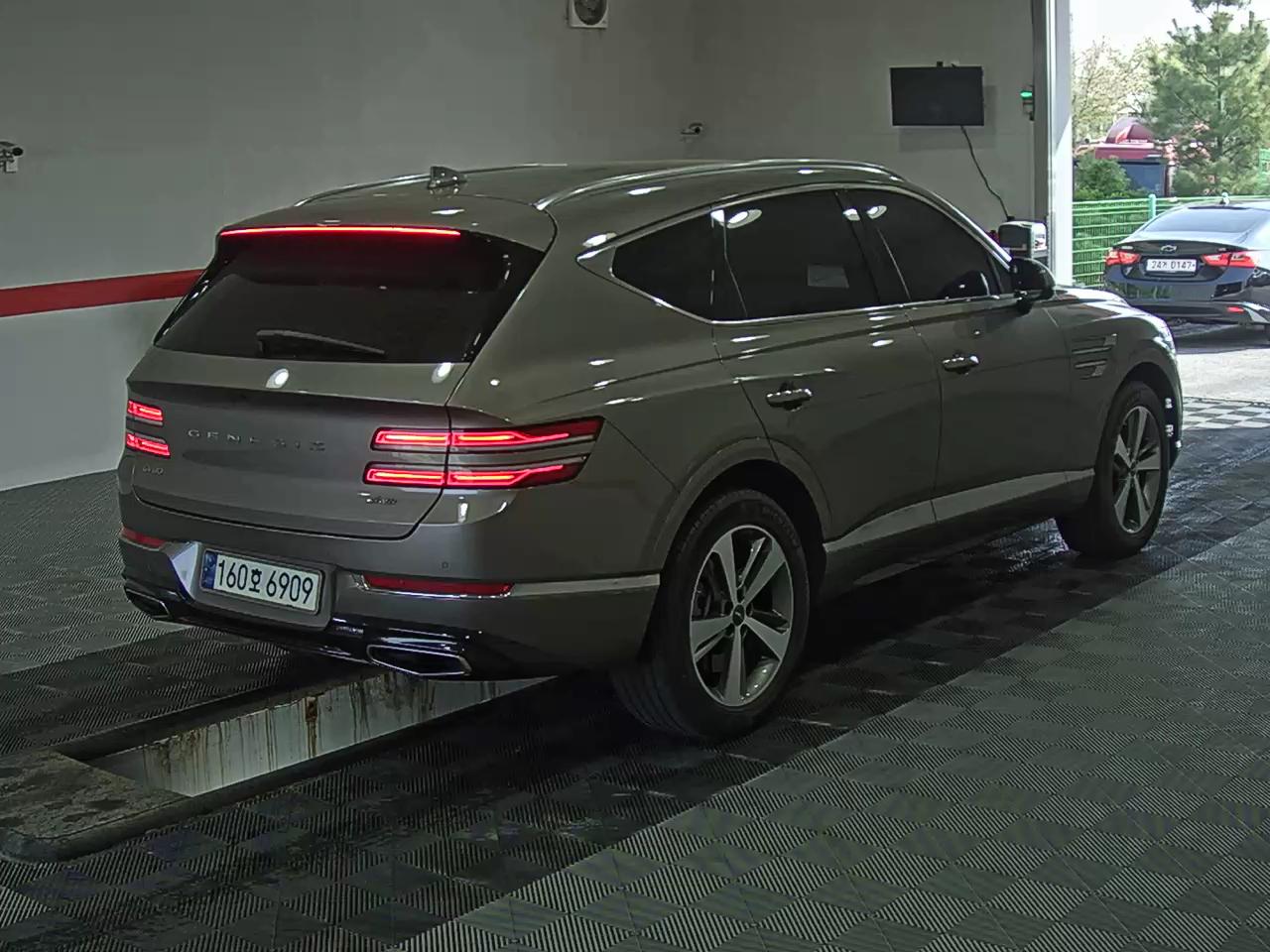 جينيسيس GV80 2021 - صورة 4