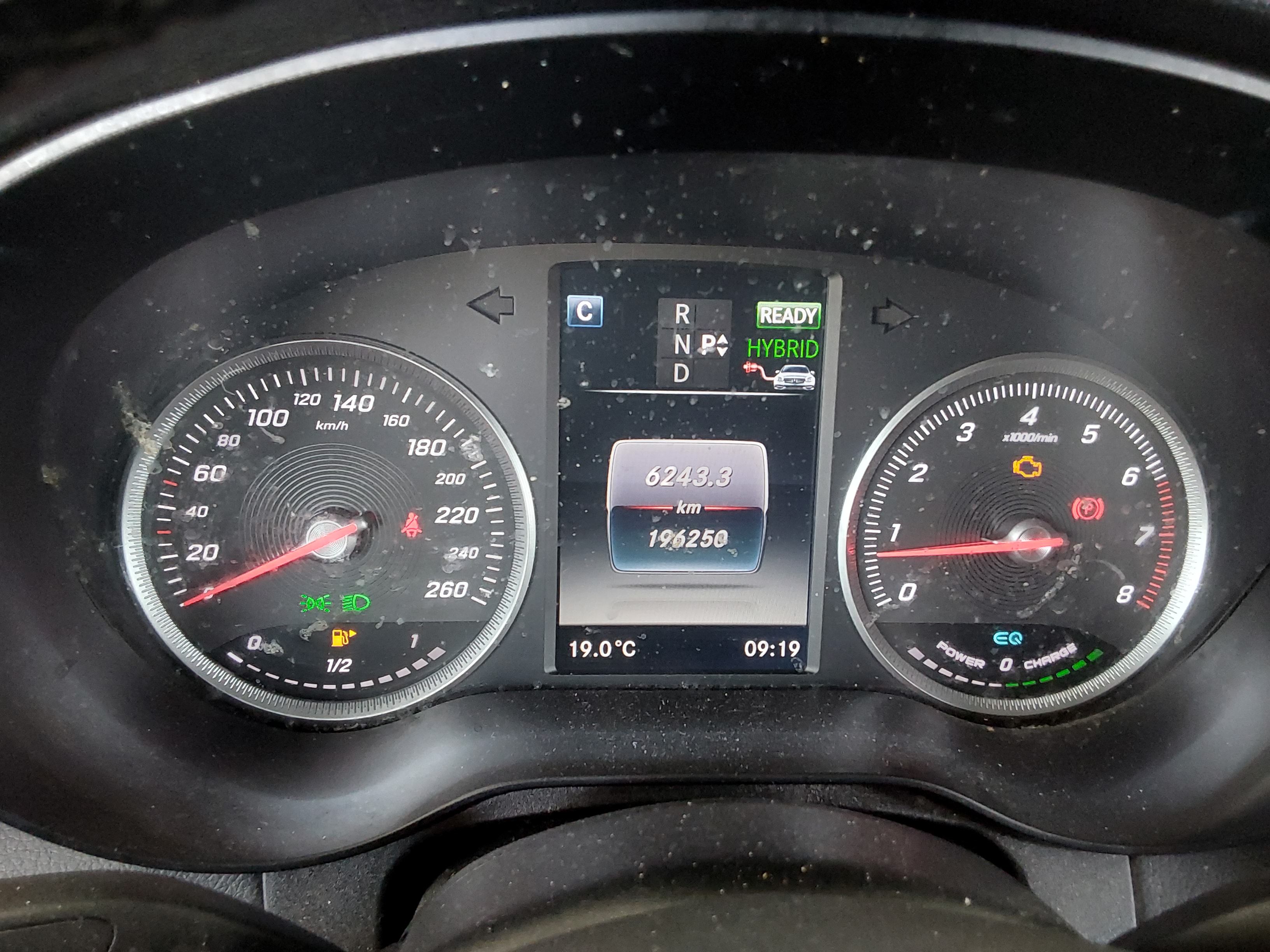 مرسيدس بنز GLC 2019 - صورة 8