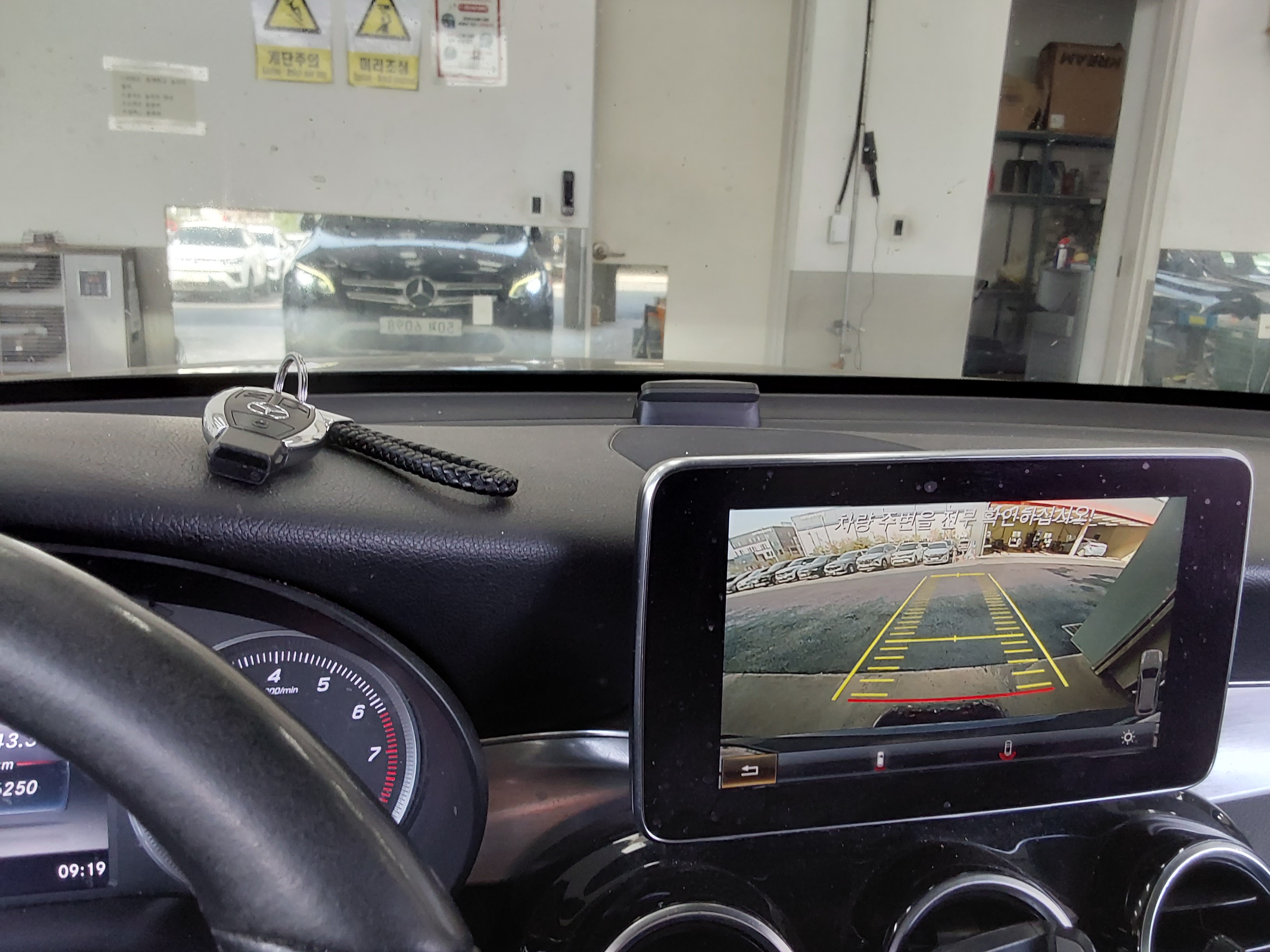 مرسيدس بنز GLC 2019 - صورة 16