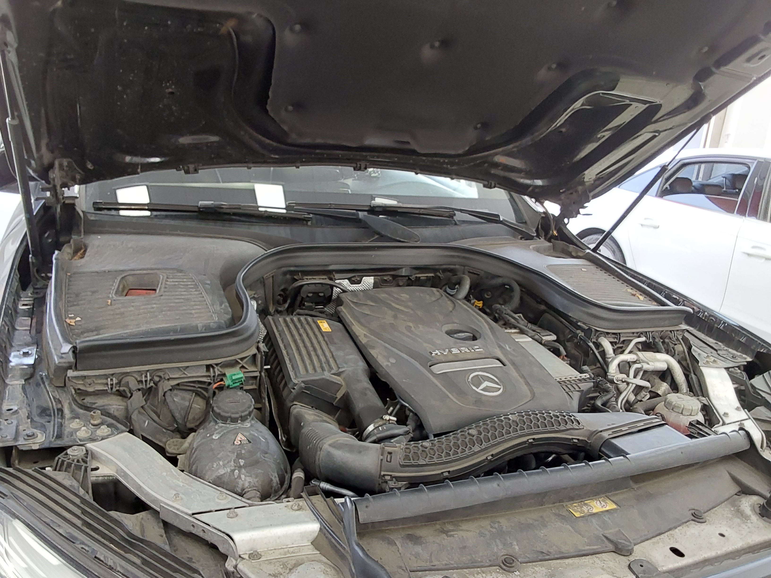 مرسيدس بنز GLC 2019 - صورة 17