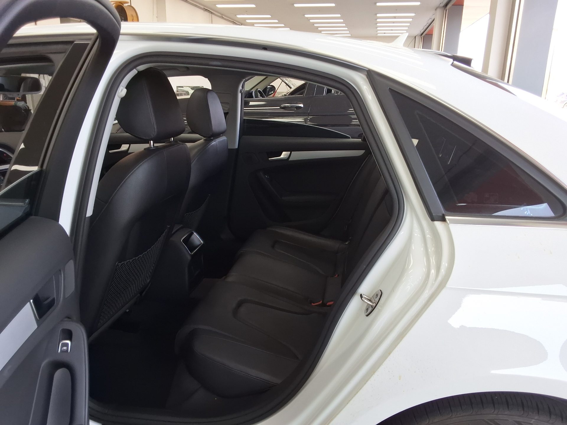 Audi A4 - 11