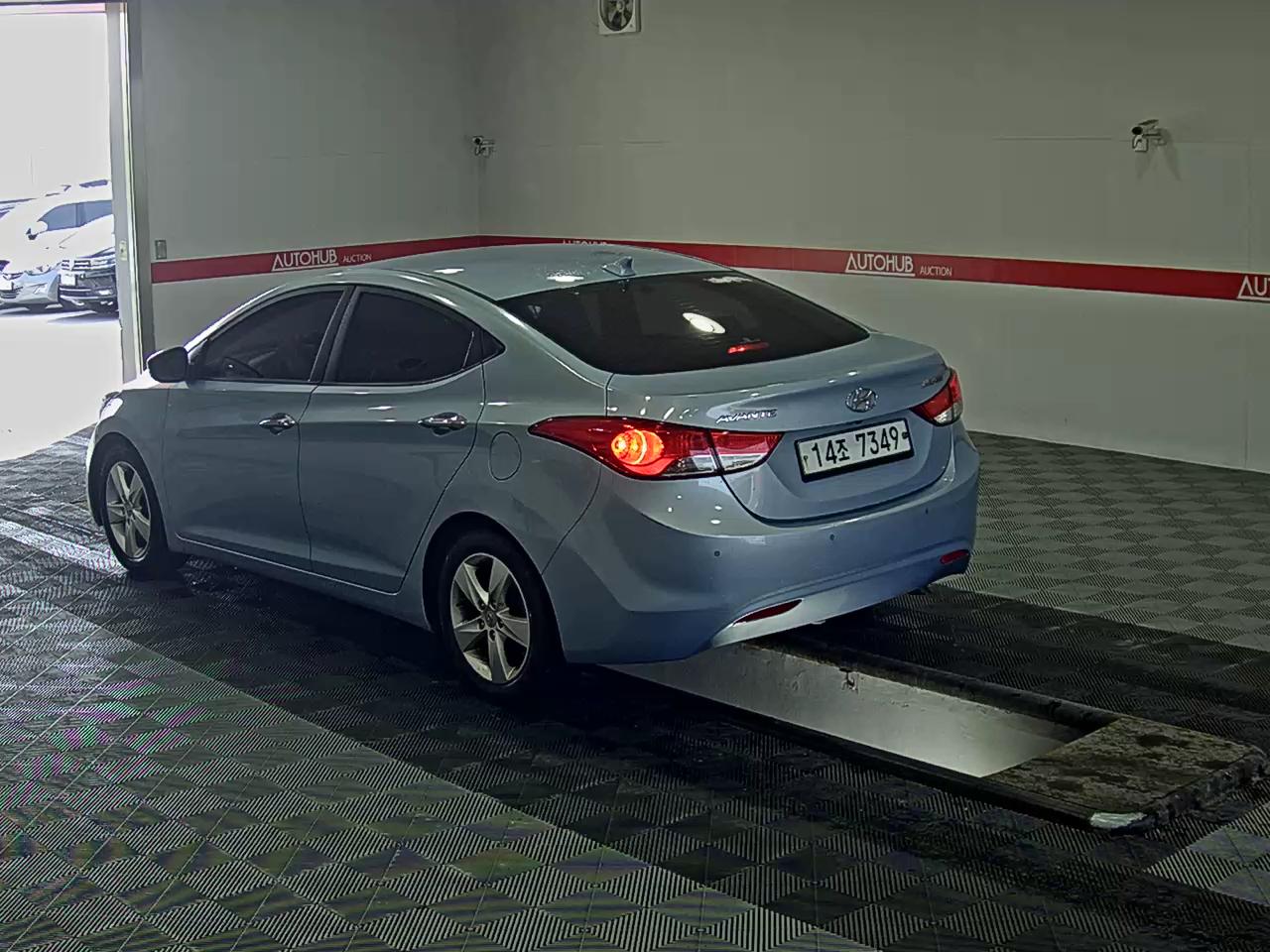 Hyundai Elantra 2012 - Image 5
