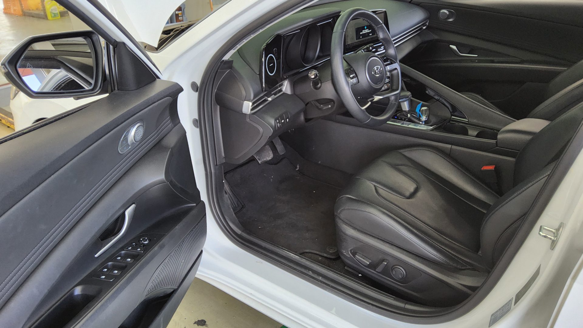 هيونداي إلانترا 2023 - صورة 9