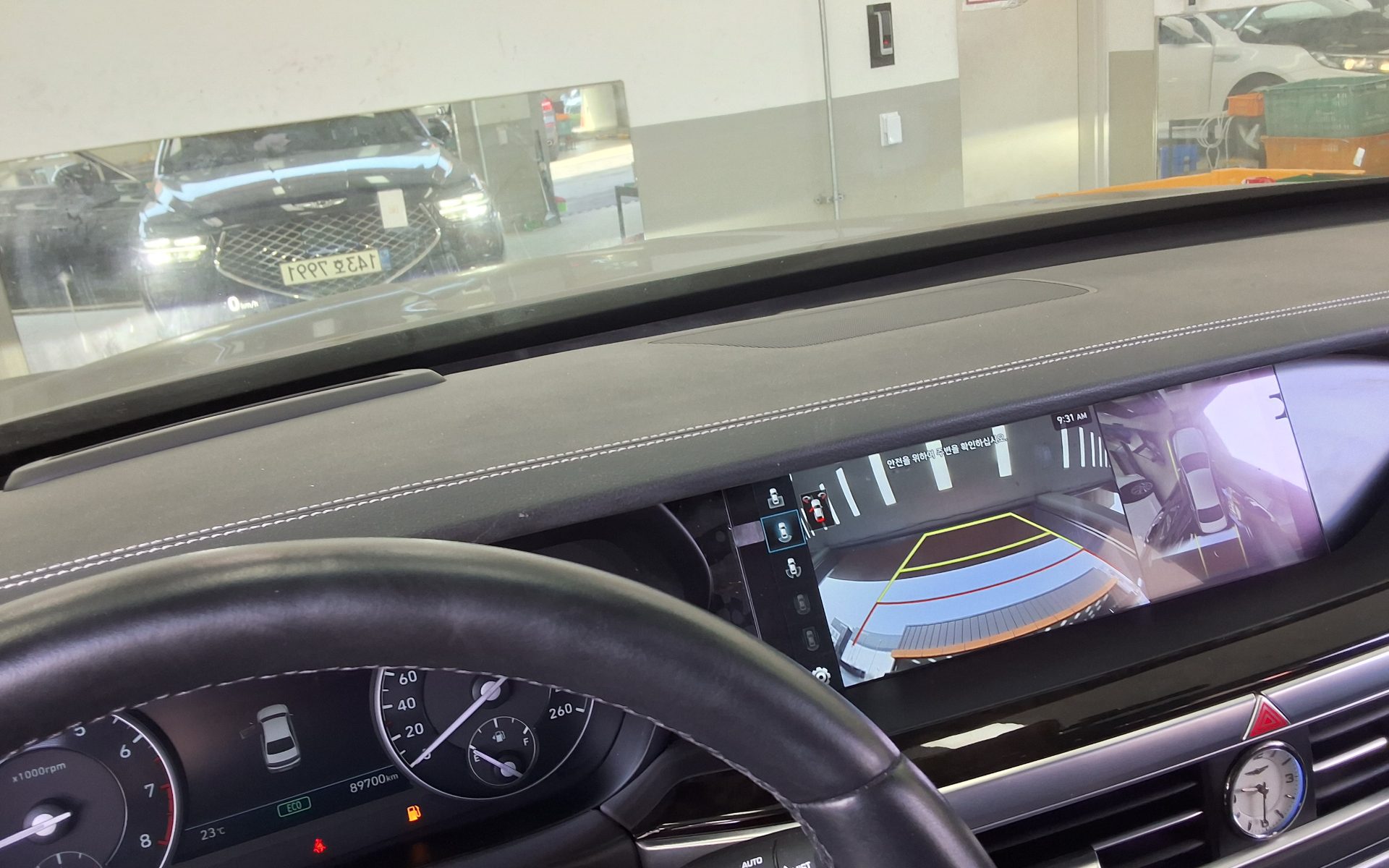 Genesis G90 2022 - Image 18