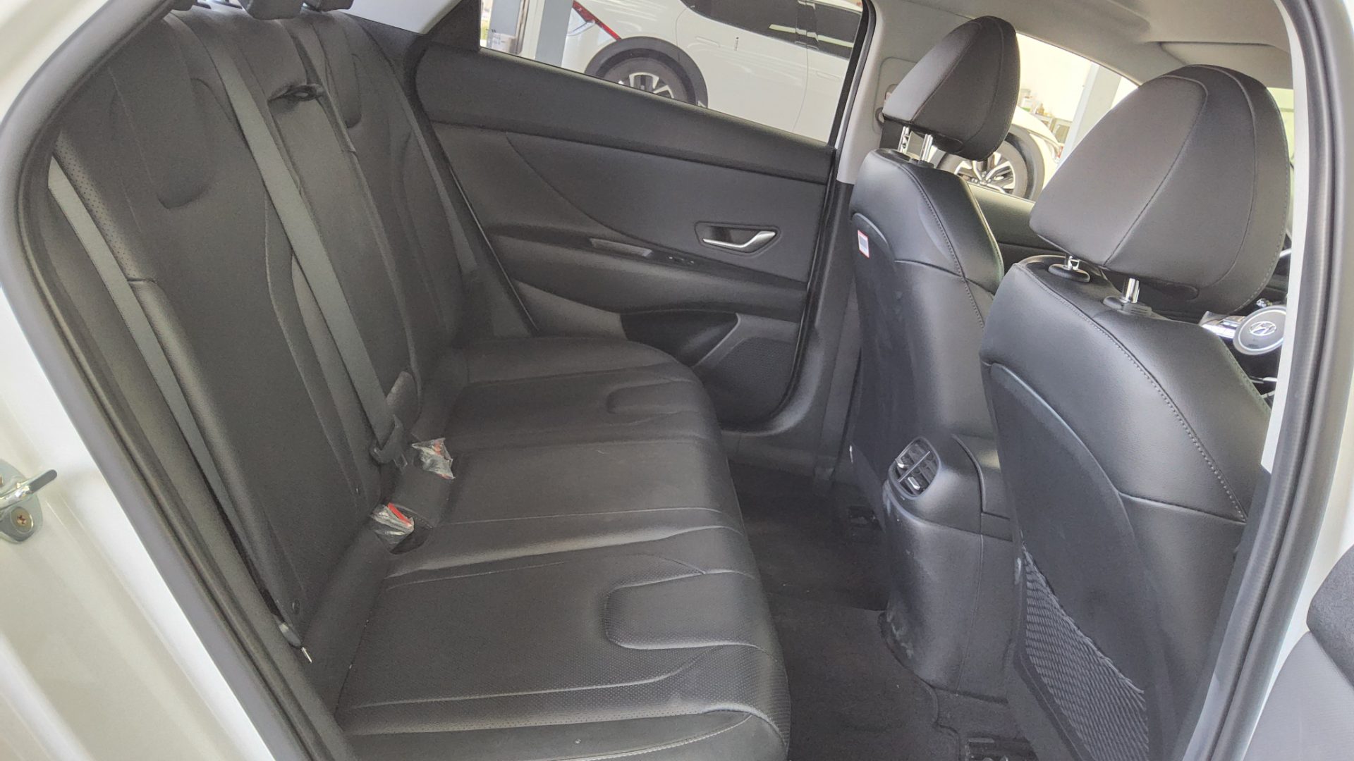 هيونداي إلانترا 2023 - صورة 12